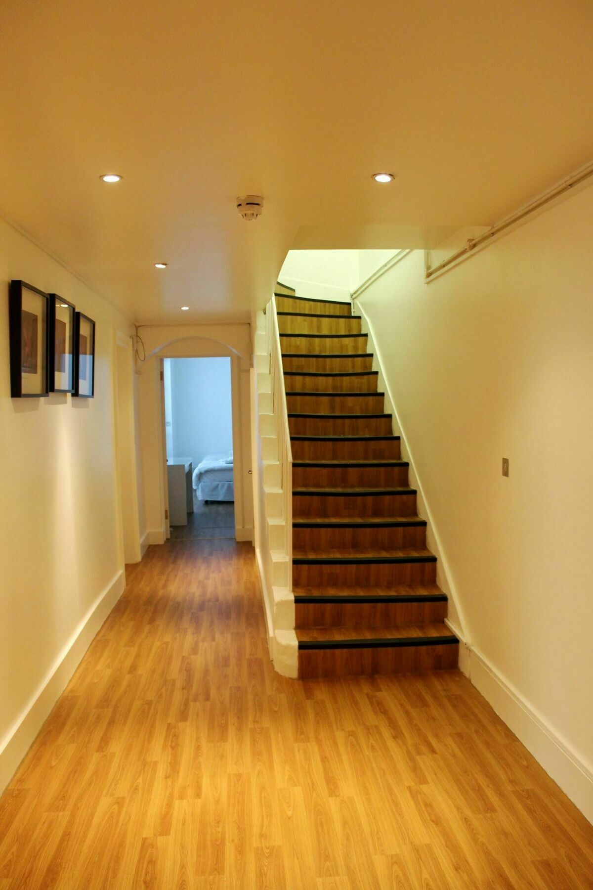 Acorn - Bedford Place Apartments Лондон Экстерьер фото