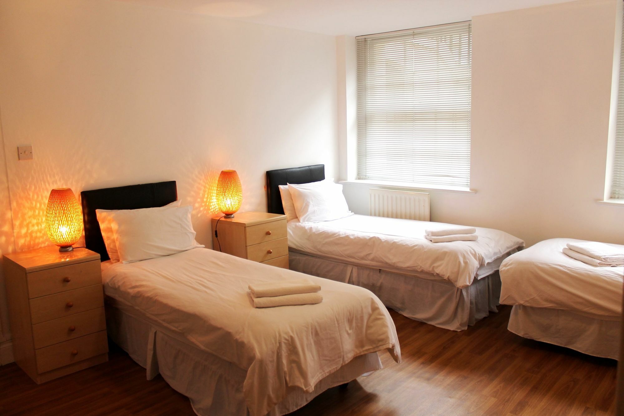 Acorn - Bedford Place Apartments Лондон Экстерьер фото